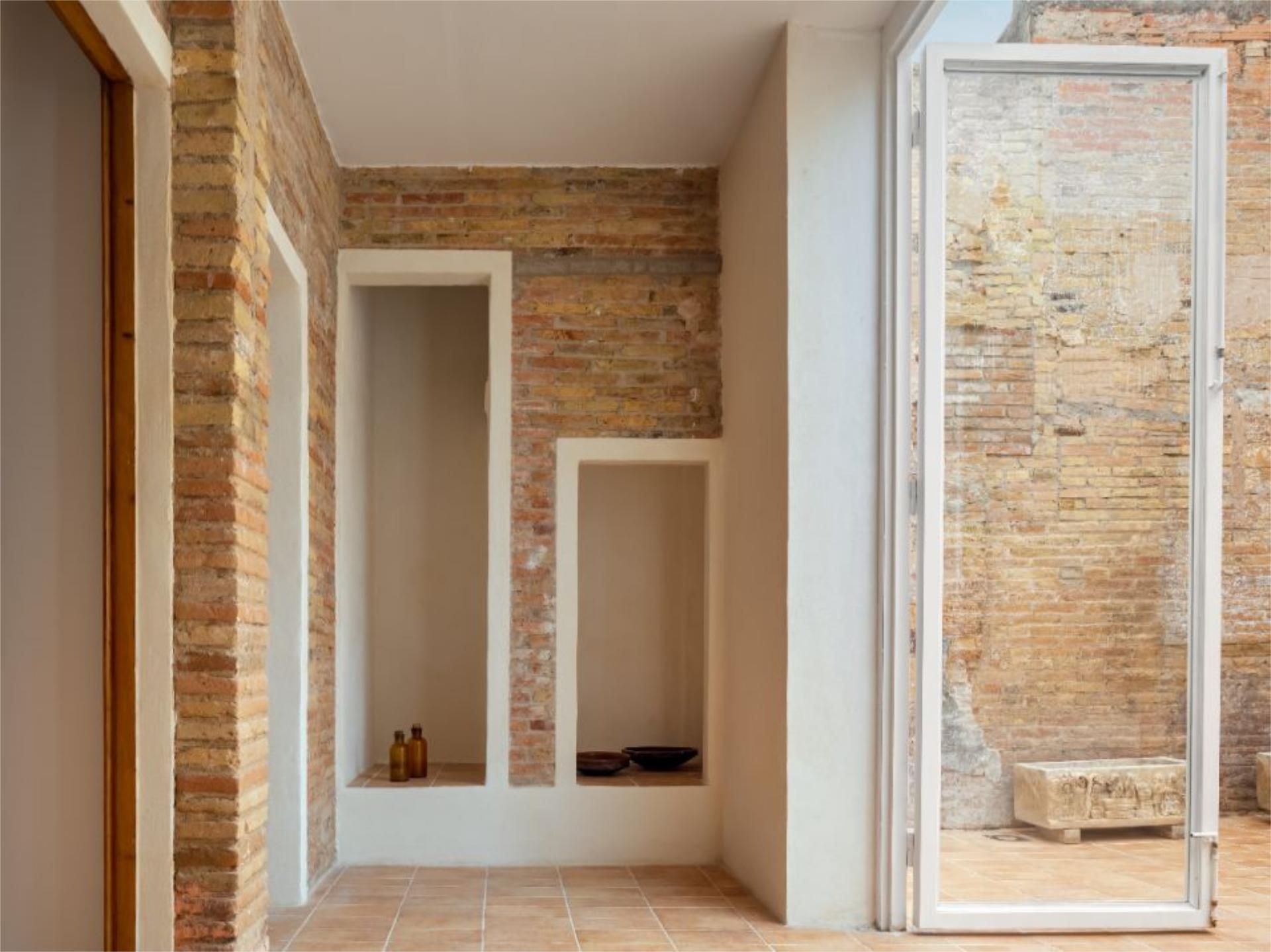 Casa adosada en  Carrer de Llevant 13 - Foto 5