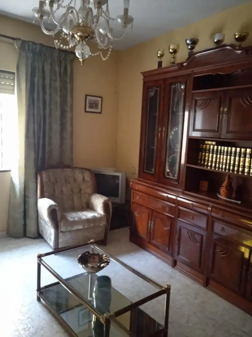 Casa adosada en  Calle Mario Roso de Luna 34 - Foto 4