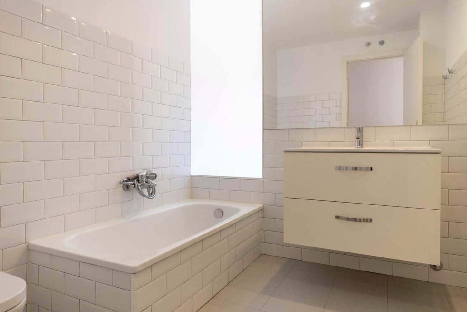 Piso en calle Valle del Roncal, 5 - Foto 2