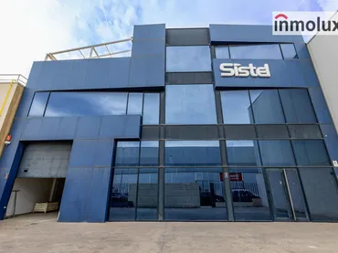 Nave Industrial en  Calle Isidoro Sevilla - Foto 1