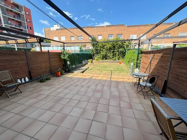Casa o chalet independiente en Plaza de Granollers, Can Llong - Foto 3