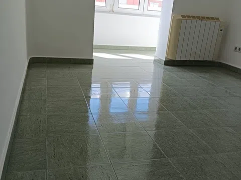 Piso en calle de la Virgen del Coro, 8