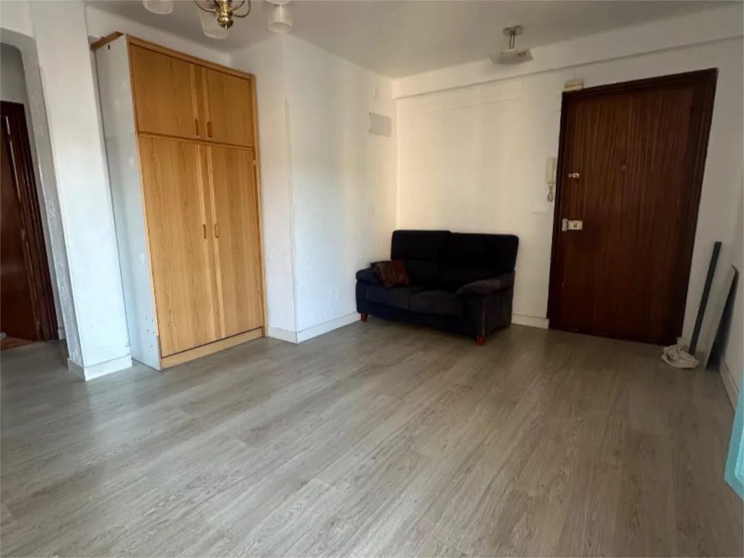 Piso en  Calle de Juan María Guelbenzu Kalea 15 - Foto 12