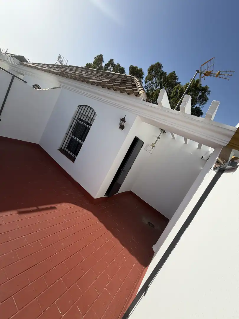 Casa adosada en  Calle Agustín Varo 52 - Foto 13