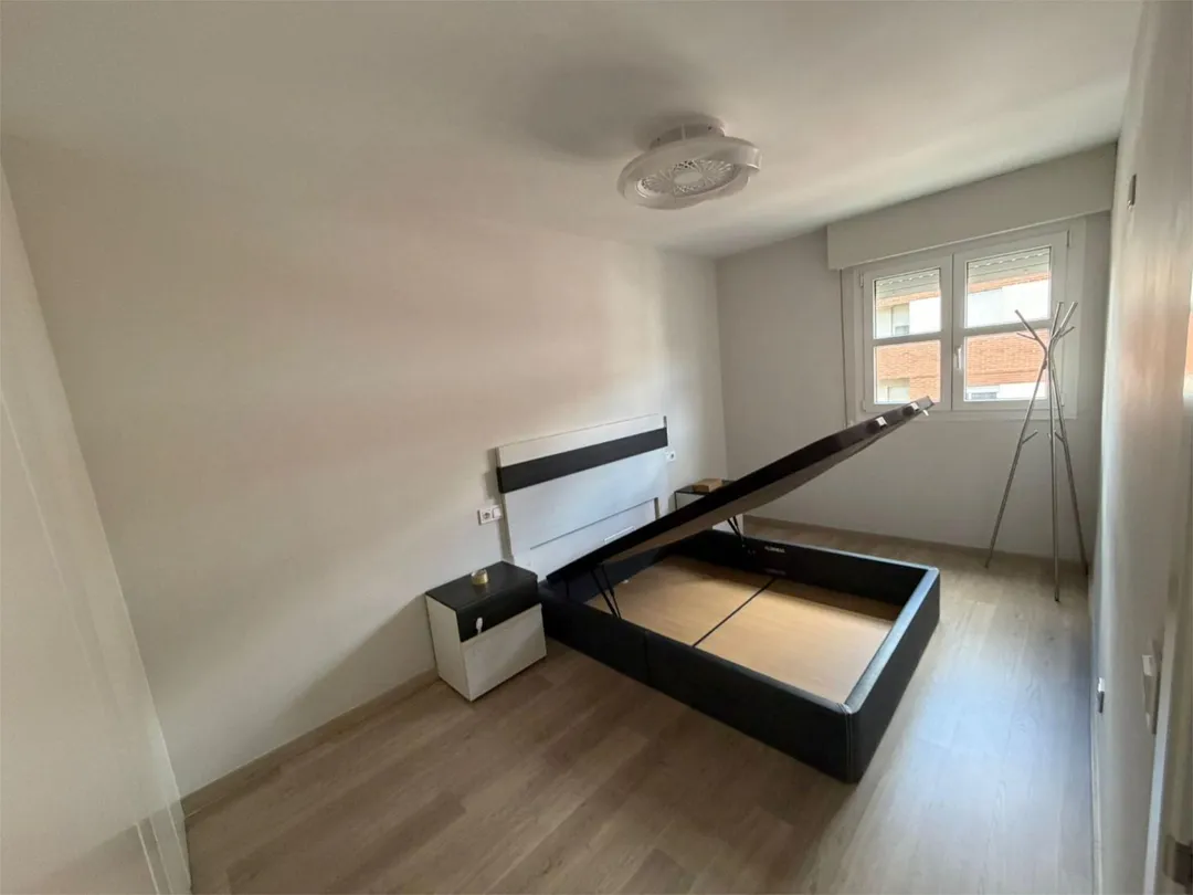 Piso en  Calle Pintor Almela Costa 6 - Foto 18