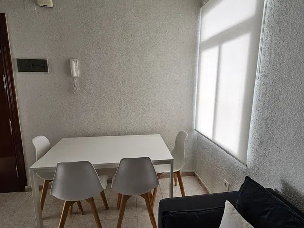 Piso en Barrio Los Castillejos - La Trinidad - Foto 3