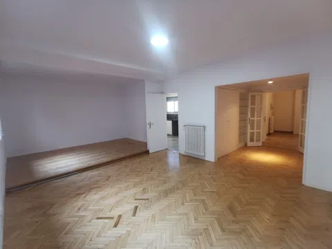 Piso en calle de Sant Màrius, 25