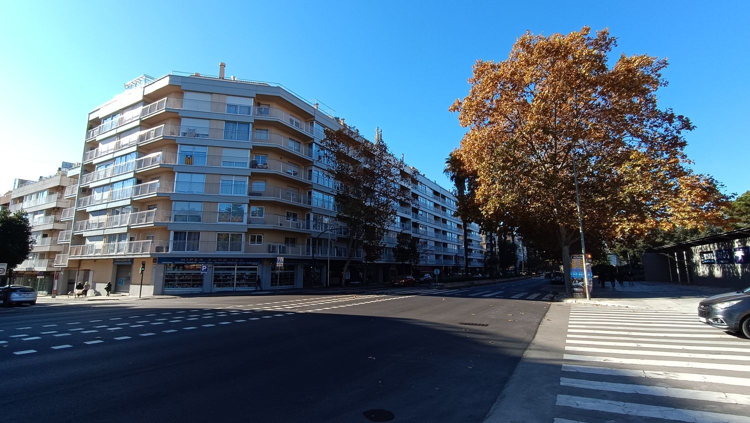 Piso en avenida de l'Abat Marcet, 43 - Foto 1