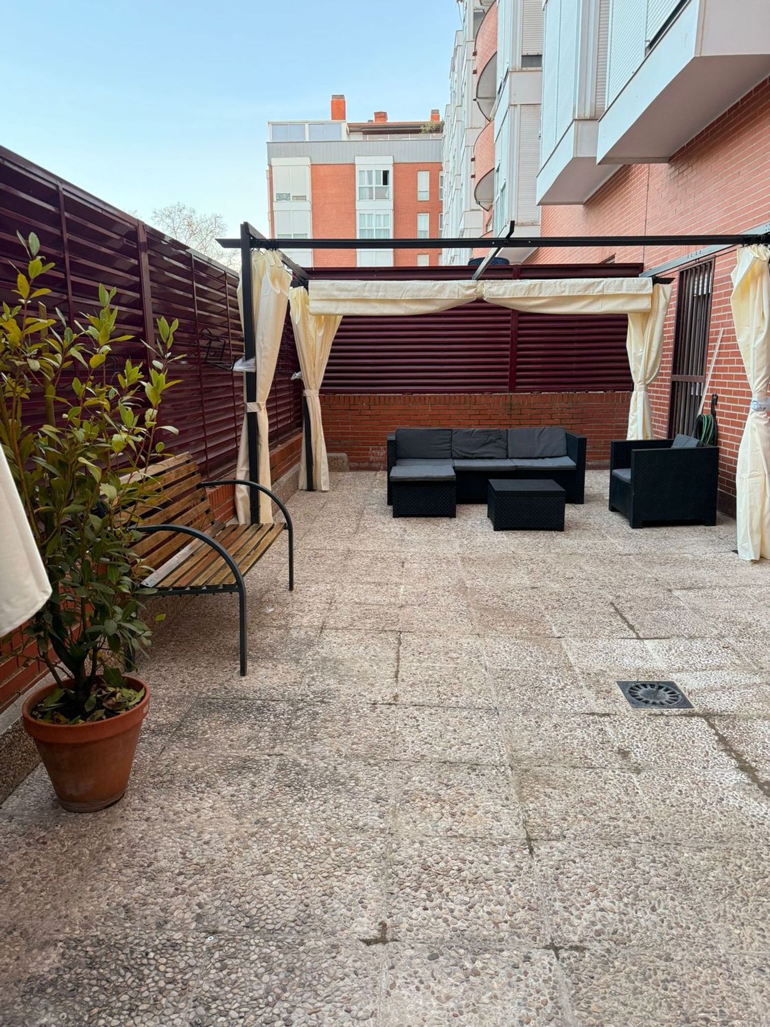 Piso en calle de Miami, 14