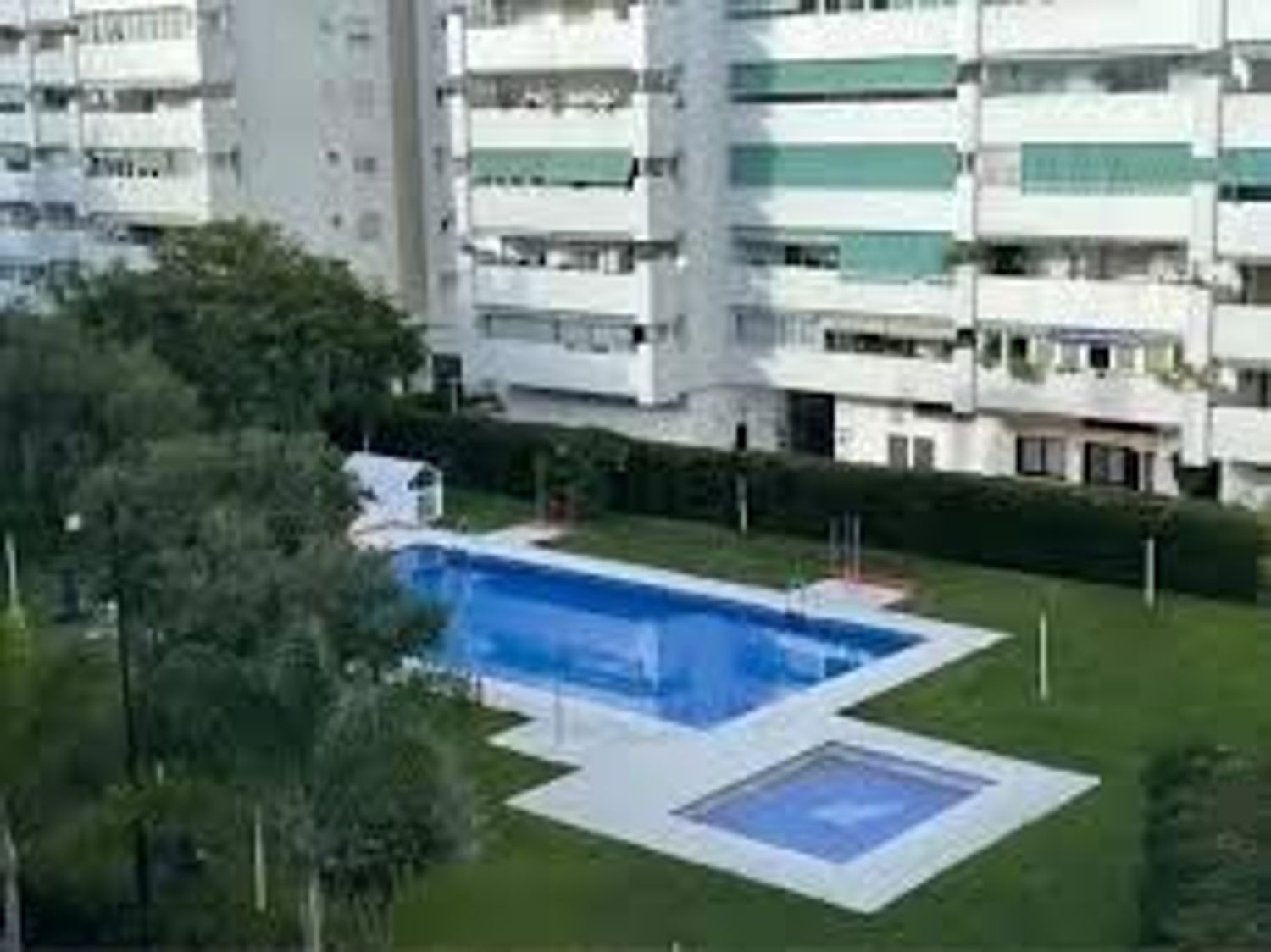 Piso en avenida Santa Amalia, 3 - Foto 1