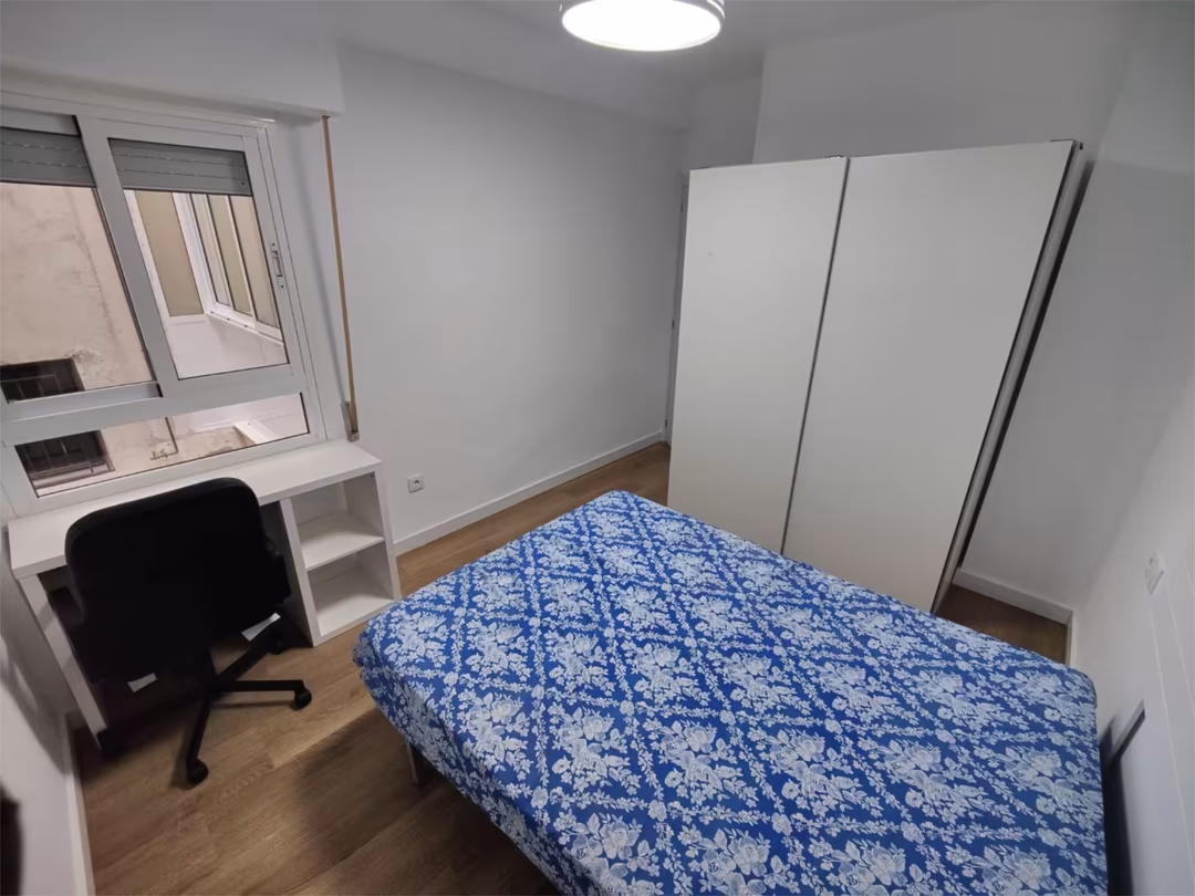 Piso en  Calle Pintor Pedro Orrente 2 - Foto 8