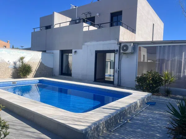 Chalet pareado en Rocafort - Foto 3
