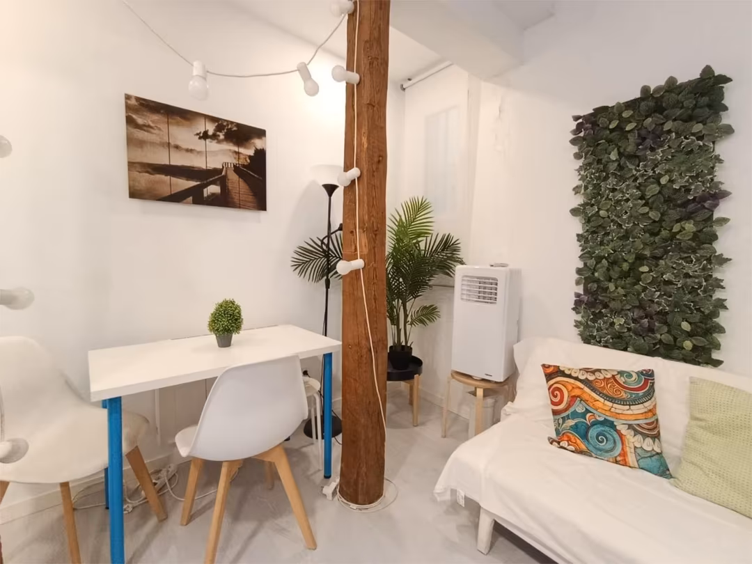 Piso en  Calle del Pez 11