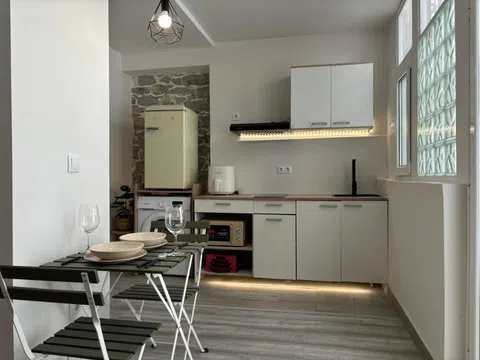 Estudio en calle Postas, 29