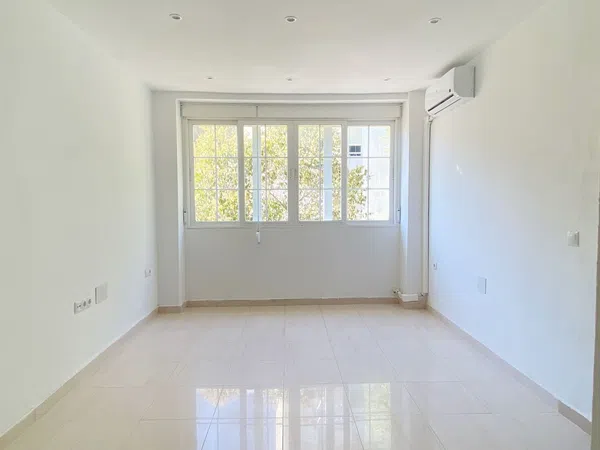 Piso en calle José Hernández Gan, 2