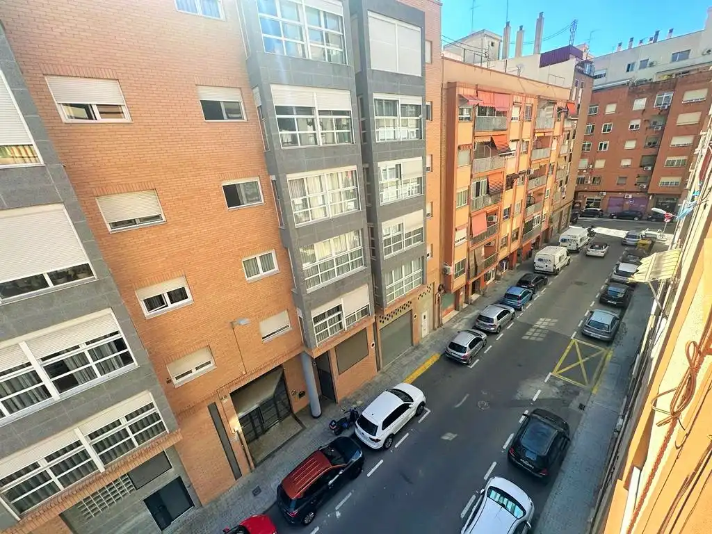 Piso en  Carrer de l'Arquitecte Carbonell - Foto 7