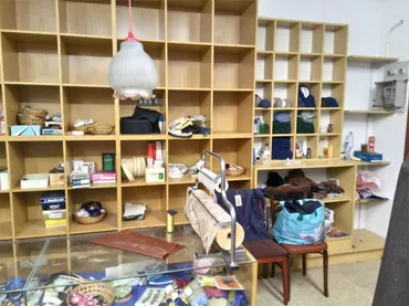 Local comercial en calle Carrer de Balmes 1 - Foto 3