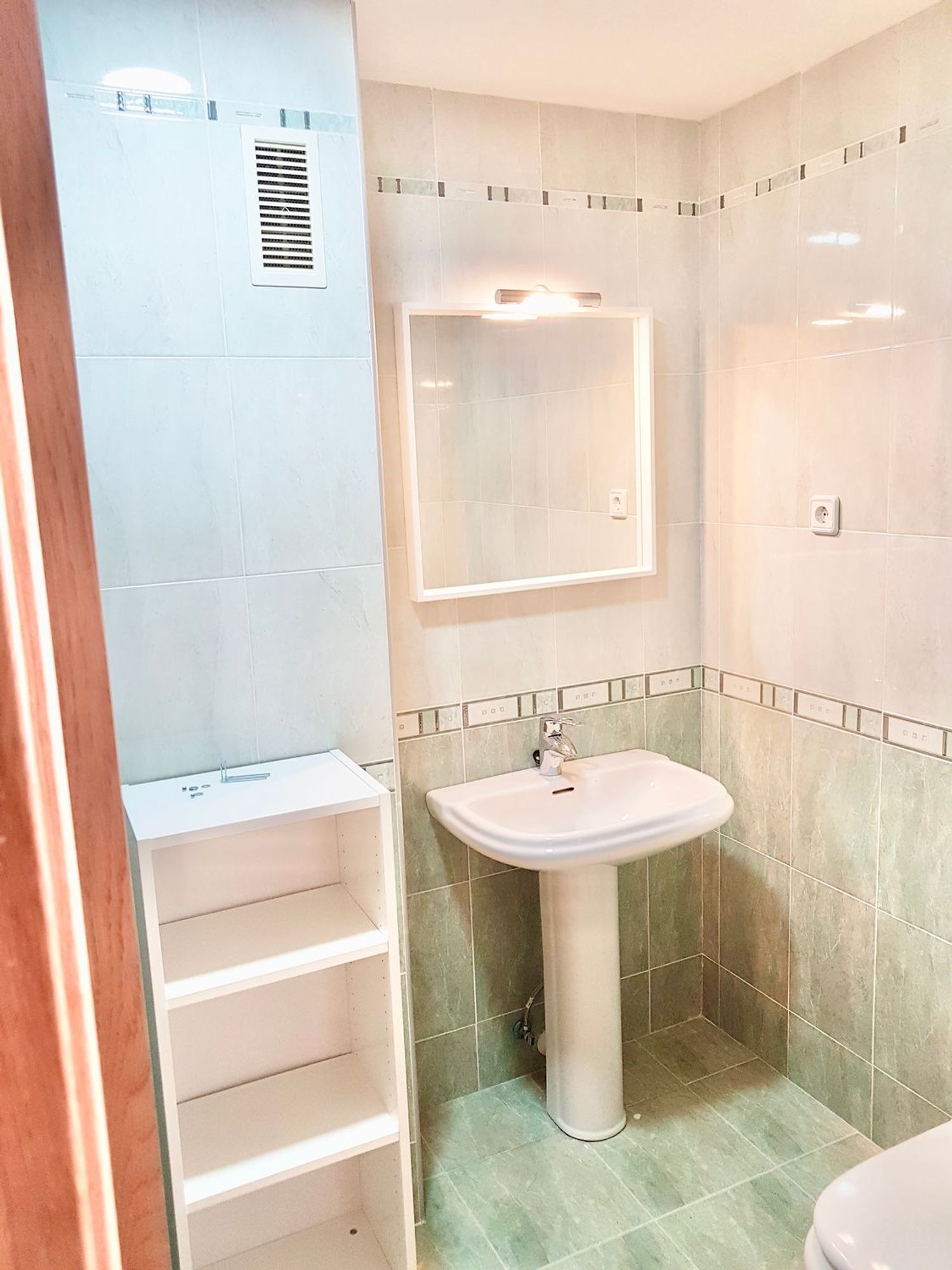 Piso en avenida Don Juan de Borbón, 202 - Foto 18