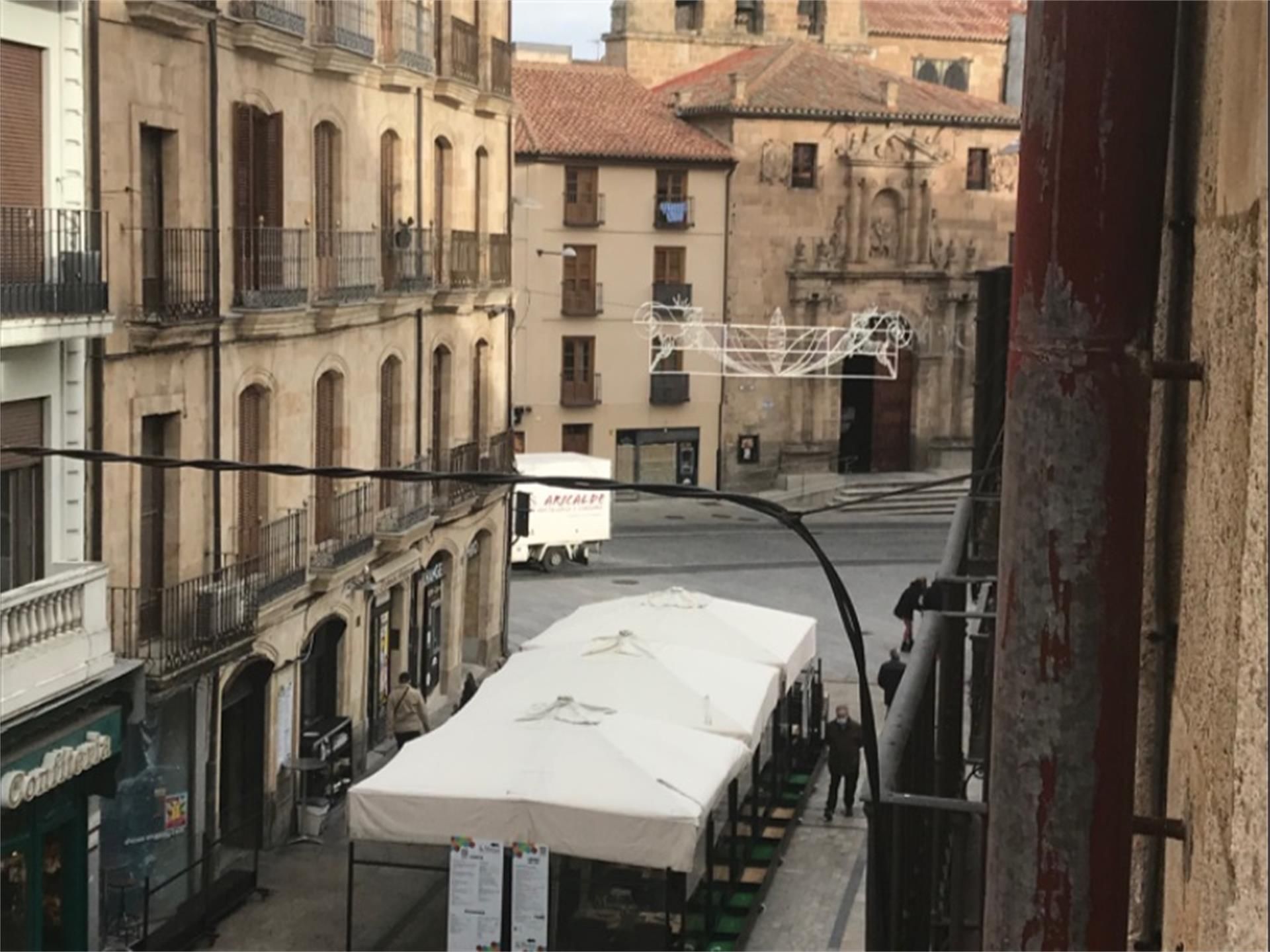 Piso en  Calle Felipe Espino 12