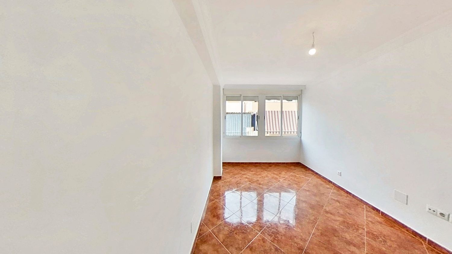 Piso en Barrio Camino Viejo de Málaga - Foto 4