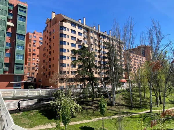 Dúplex en calle de Rafael Bergamín, 12