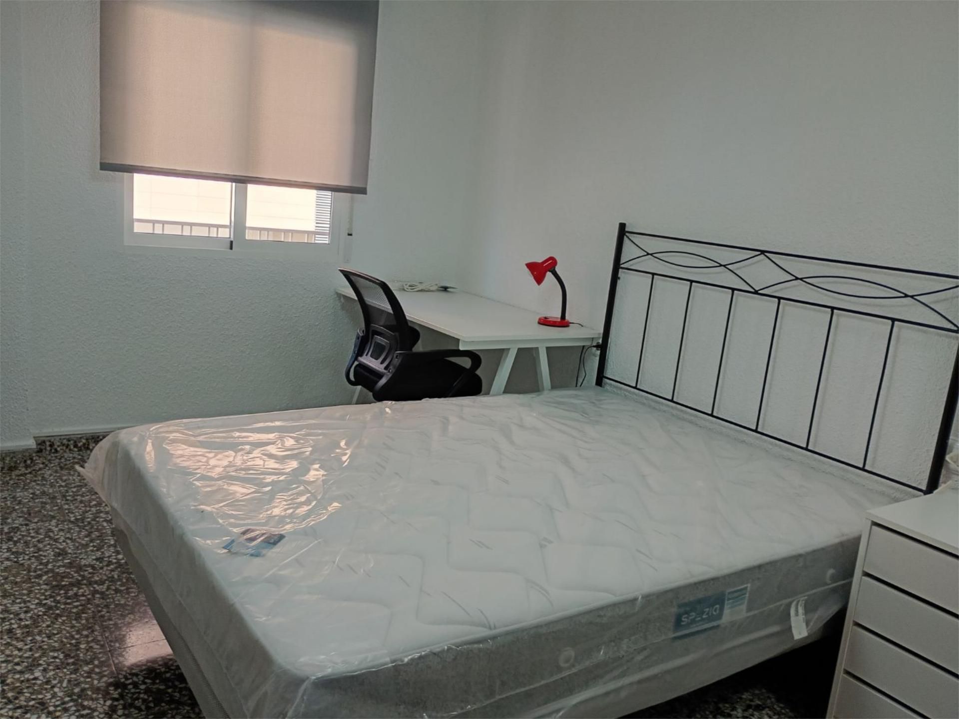 Piso en  Calle Maestra María Maroto 12 - Foto 3