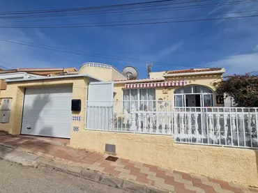 Chalet en  Calle Gustavo Bequer 7 - Foto 1