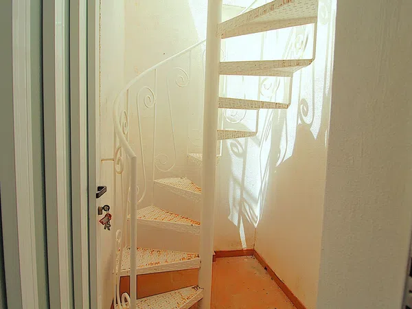 Chalet adosado en Calle Baikal, 8, Zona Lago - Los Almendros - Foto 19