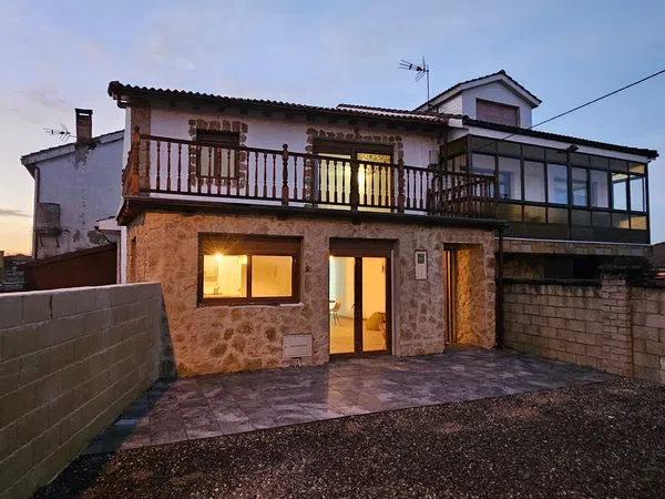 Chalet adosado en Camino Camíno de Castañéu, 1 - Foto 1