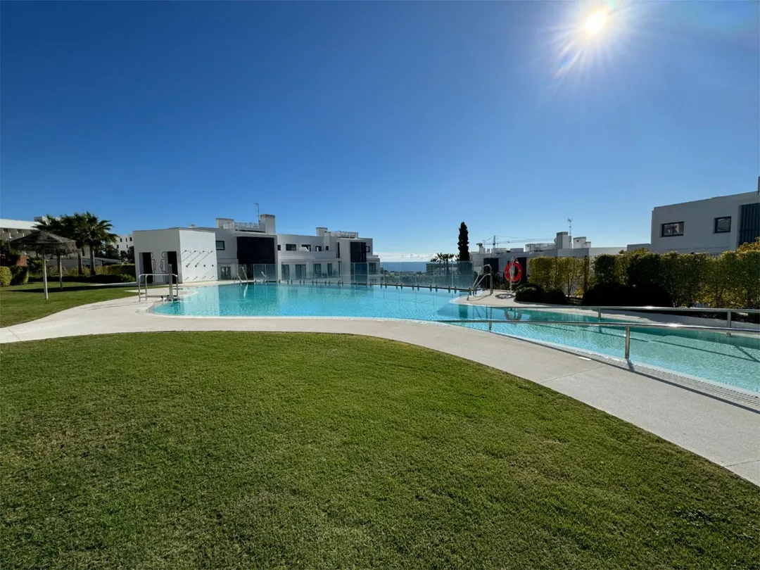 Piso en avenida Av. 8 de Marzo 3 - Foto 4