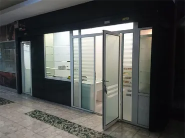 Local comercial en  Rúa de Urzáiz 81 - Foto 4
