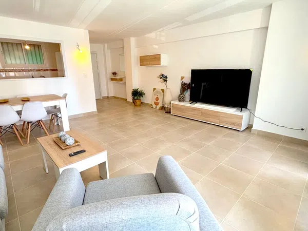 Piso en avenida Carvajal, 59 b