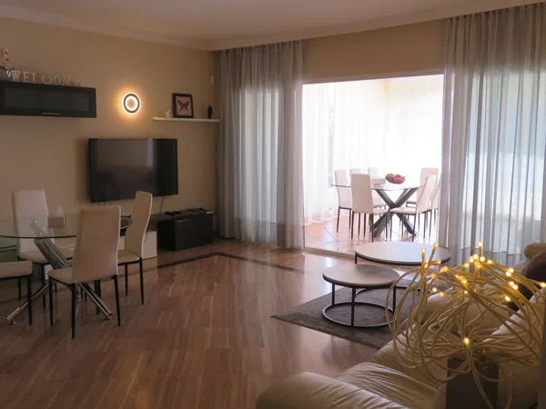 Piso en alameda de las Brisas, 5