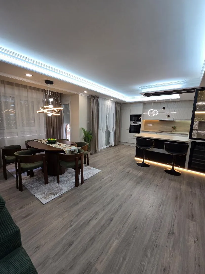 Piso en  Carrer Sacrament 28 - Foto 2