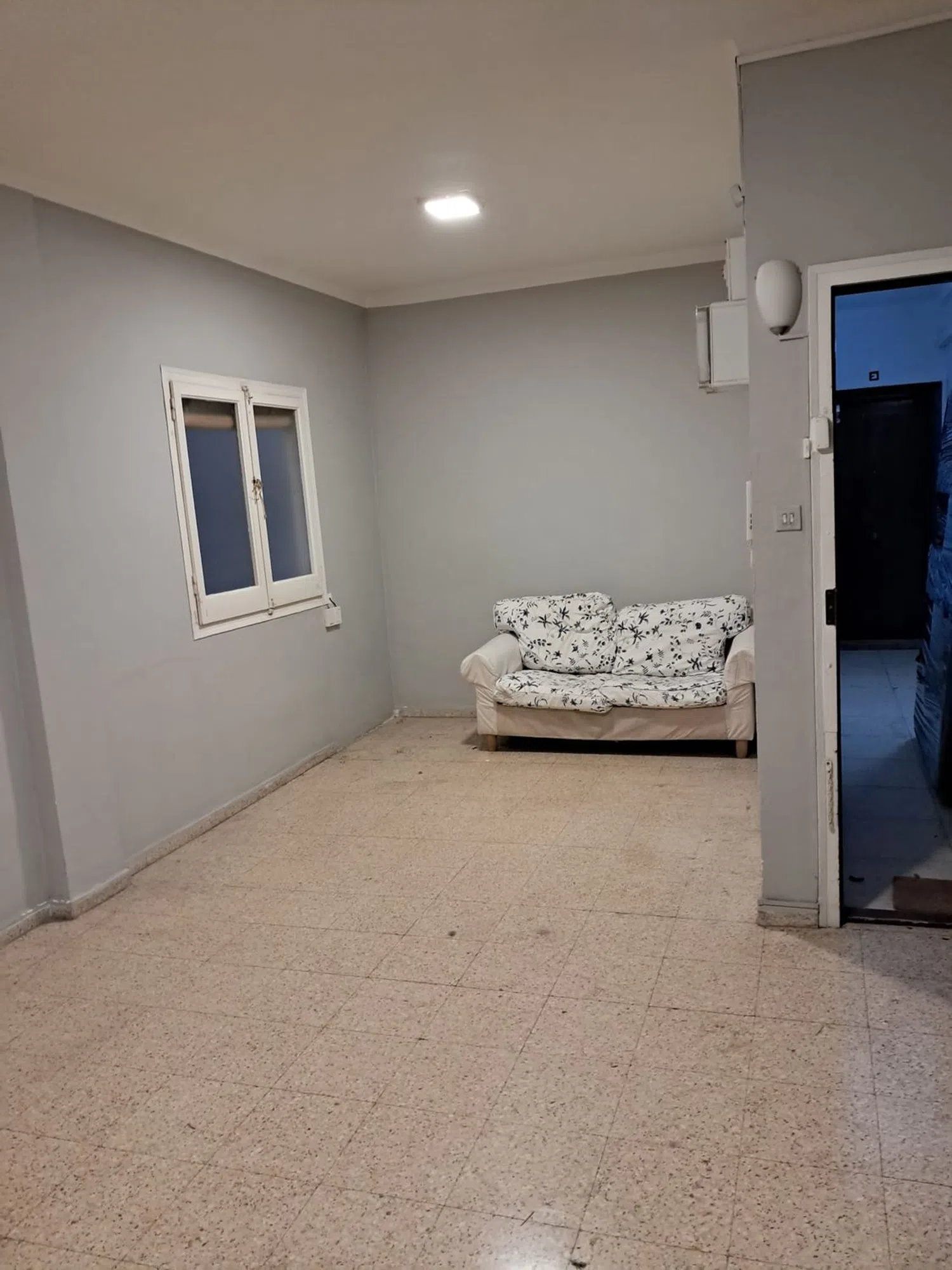 Estudio en calle de la Constitució, 184