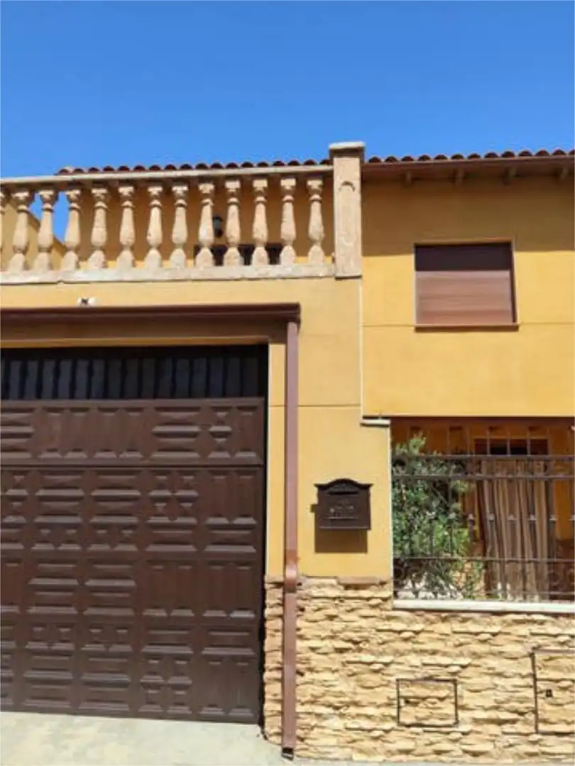 Casa adosada en Esperanza 3 - Foto 2