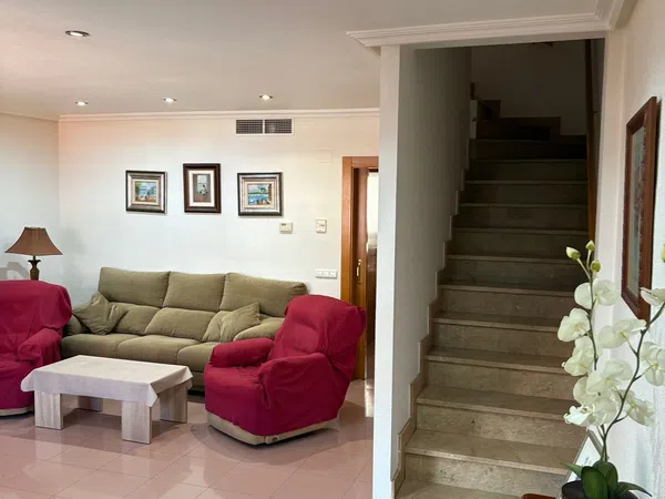 Chalet adosado en Calle de los claveles, 10 - Foto 3