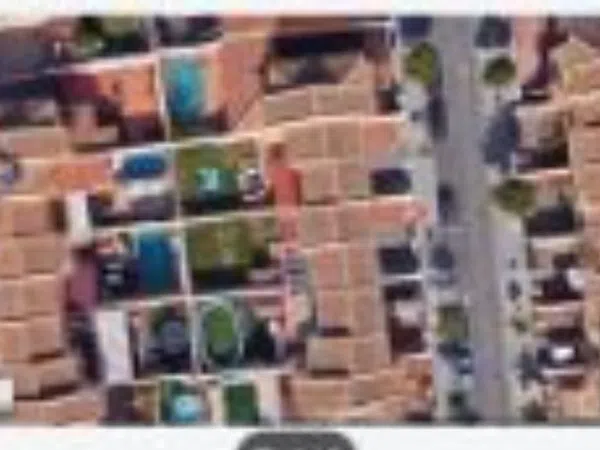 Chalet adosado en calle Bélgica, 46