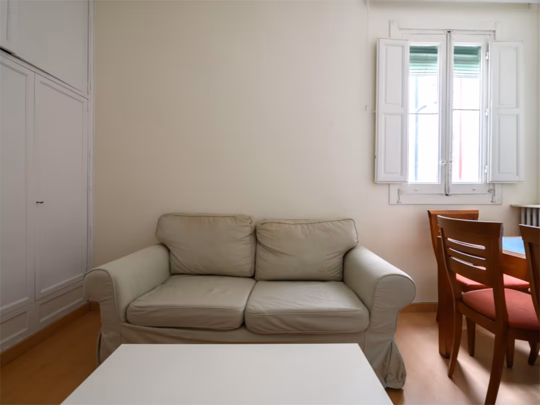 Piso en  Calle de Fernández de los Ríos 27 - Foto 3