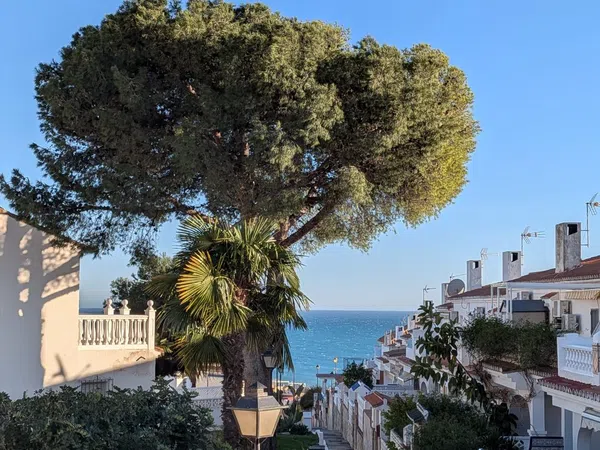 Chalet adosado en Urbanización las Pedrizas, Rincón de la Victoria s/n Na - Foto 1