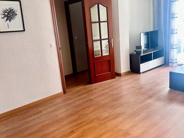 Piso en venta en Avenida Carlos V, 47 - Foto 4
