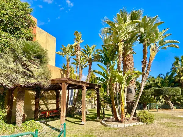 Chalet adosado en Avenida Valle del Sol, 1, Urb.Golf Valle este, Urb.Golf Valle este - Foto 5