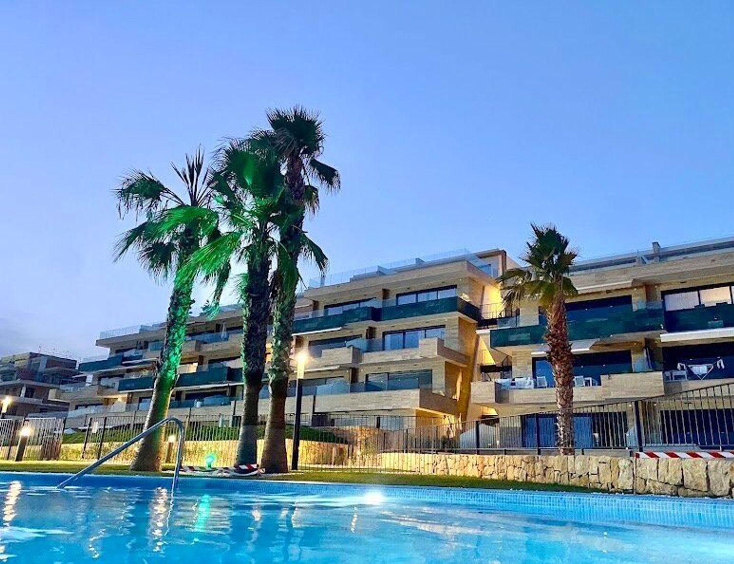 Piso en calle de Guatemala, 1 - Foto 1