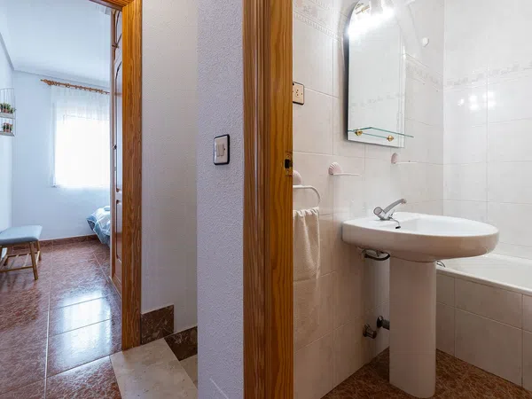 Chalet adosado en Calle Río Danubio, 66 - Foto 8