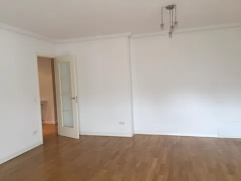 Piso en calle Pablo Casals, 16