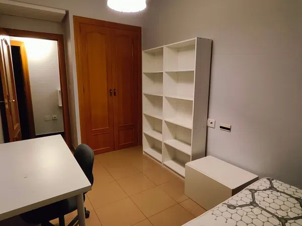 Piso en Zona Juan Carlos I - Avenida de Europa - Foto 4
