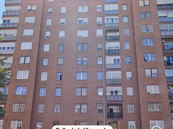 Piso en venta en Calle de la Virgen de Aránzazu, 1