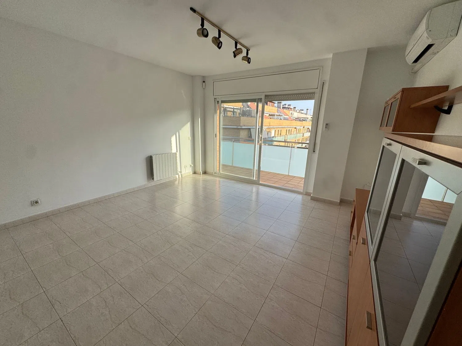 Piso en calle de Joaquim Casas, 8 - Foto 3