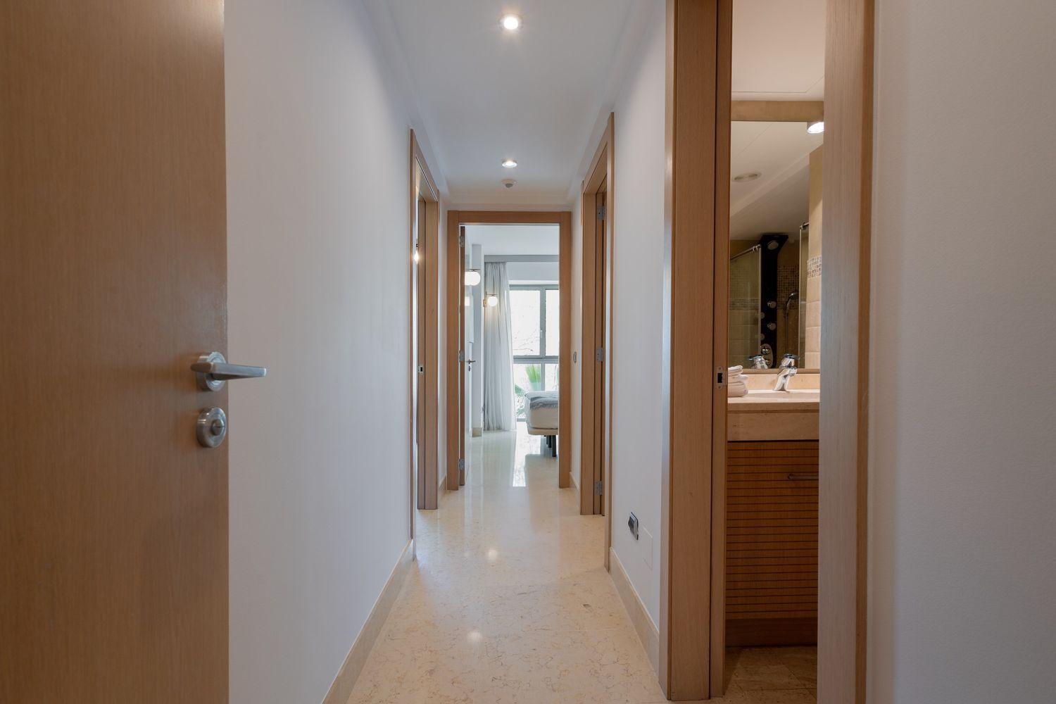Piso en Avenida Don Jaime de Mora, 3, La Carolina-Guadalpín - Foto 2