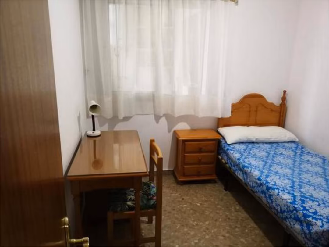 Piso en Carlos Haya - Foto 5